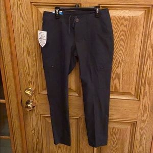Kuhl W’s Horizn Skinny Pant Size 4 Short